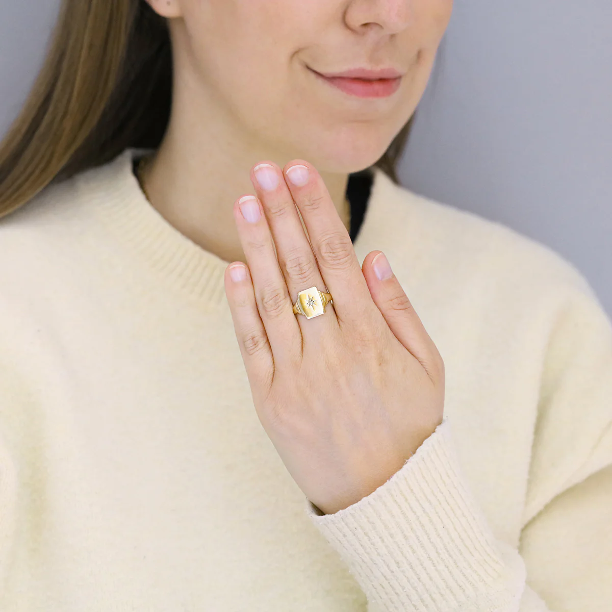 0.03ct Diamond Starburst Signet Ring | Pre-Loved | 9K Yellow Gold - Image 5