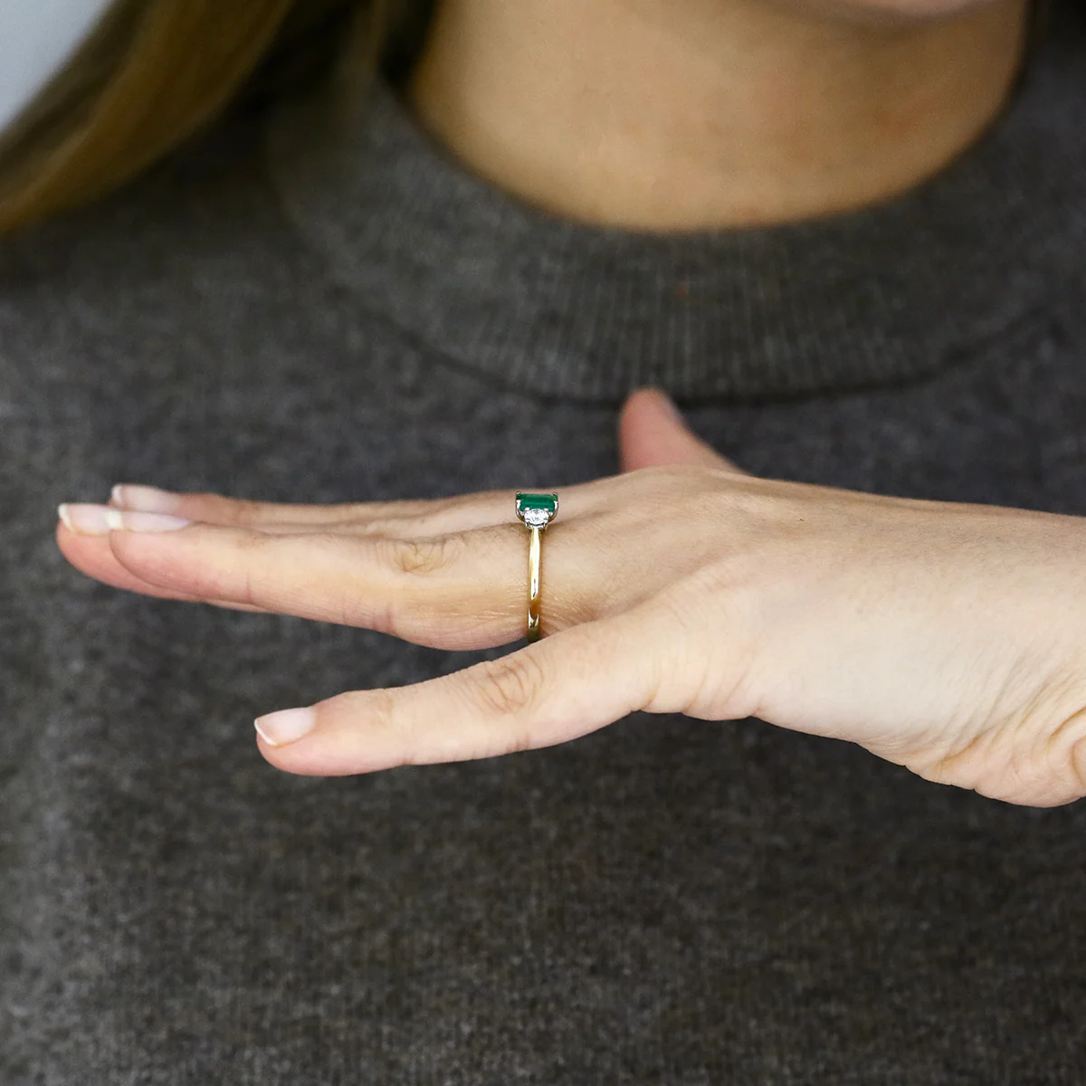 Heirloom Collection 0.72ct Bahia Emerald-Cut Emerald & 0.41ct Diamond Three-Stone Ring | 18K Yellow Gold & Platinum - Image 7