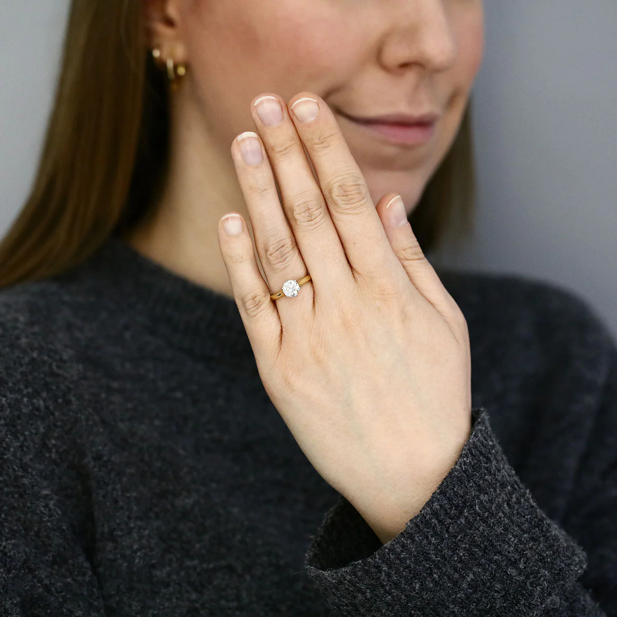 1.30ct Round Brilliant Cut Six Claw Engagement Ring | 18K Yellow Gold & Platinum - Image 6