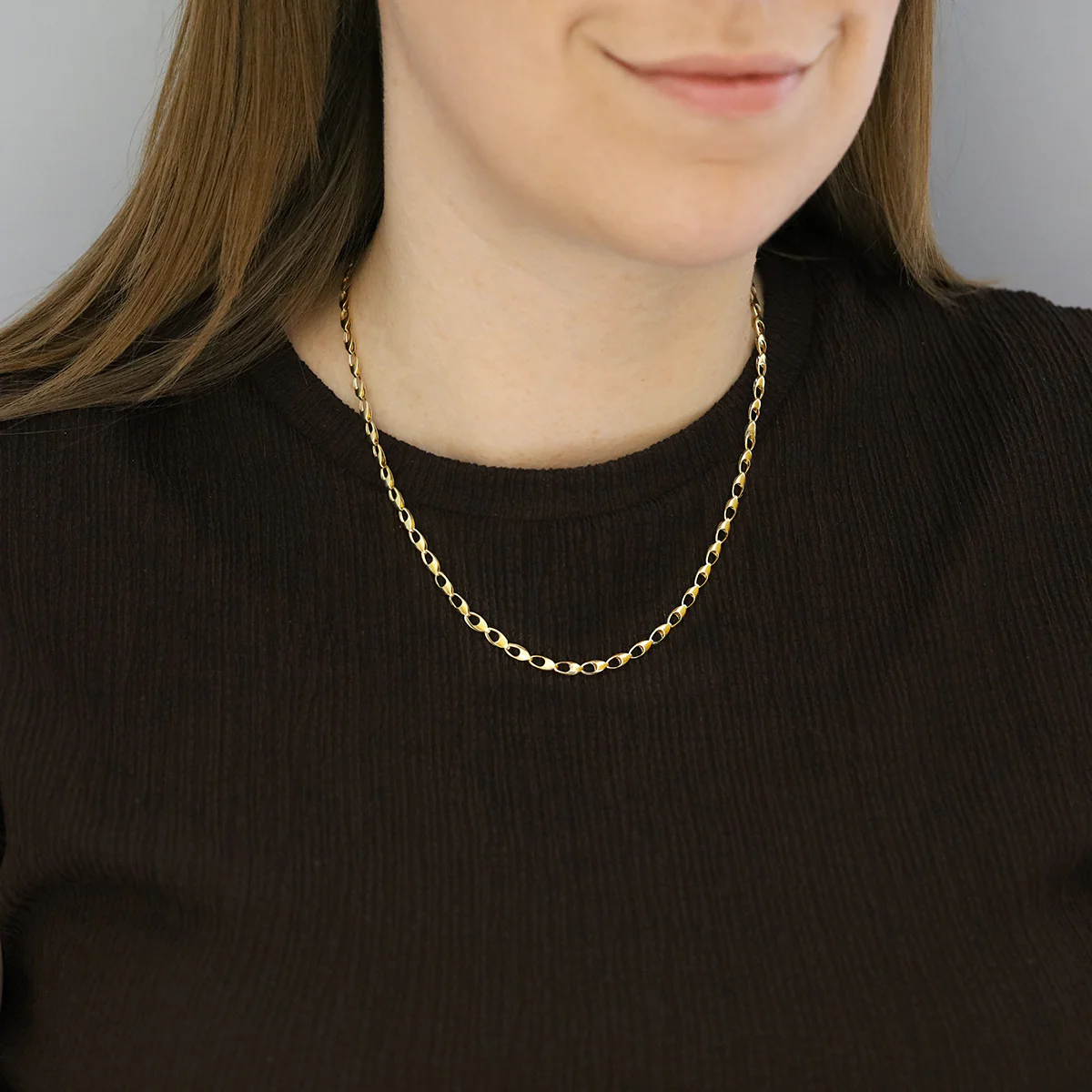 18" Fancy Link Necklace (5.5g) | Pre-Loved | 9K Yellow Gold - Image 4