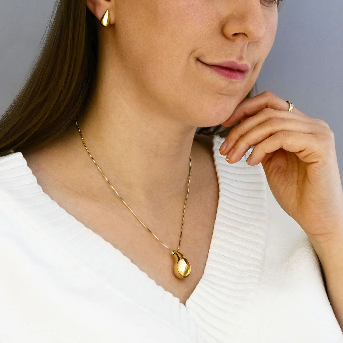 Soleil Collection 18" Large Teardrop Pendant | 9K Yellow Gold - Image 3
