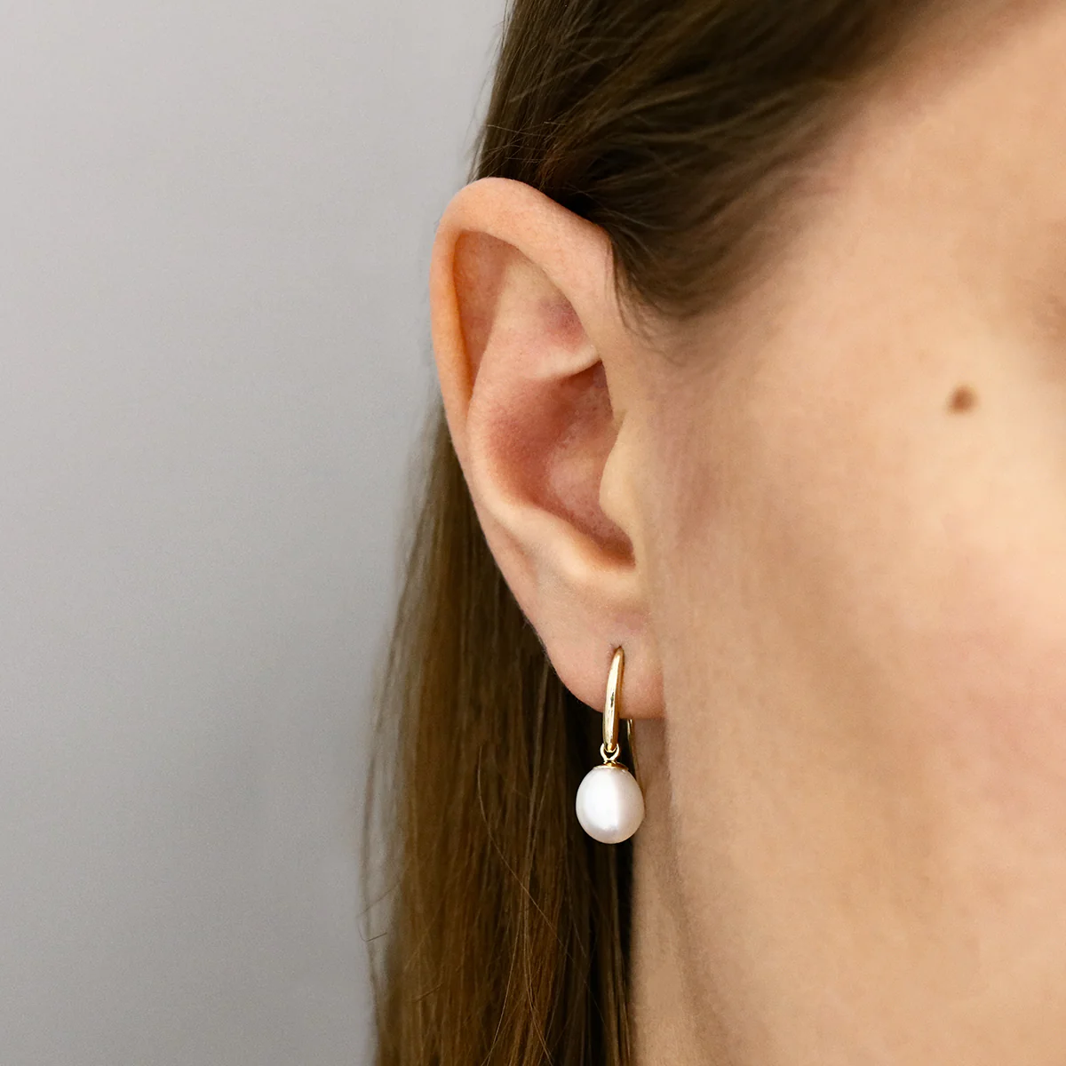 Pearlessence Collection White Teardrop Cultured River Pearl Drop Earrings With Shepherds Crook | 9K Yellow Gold - Image 2