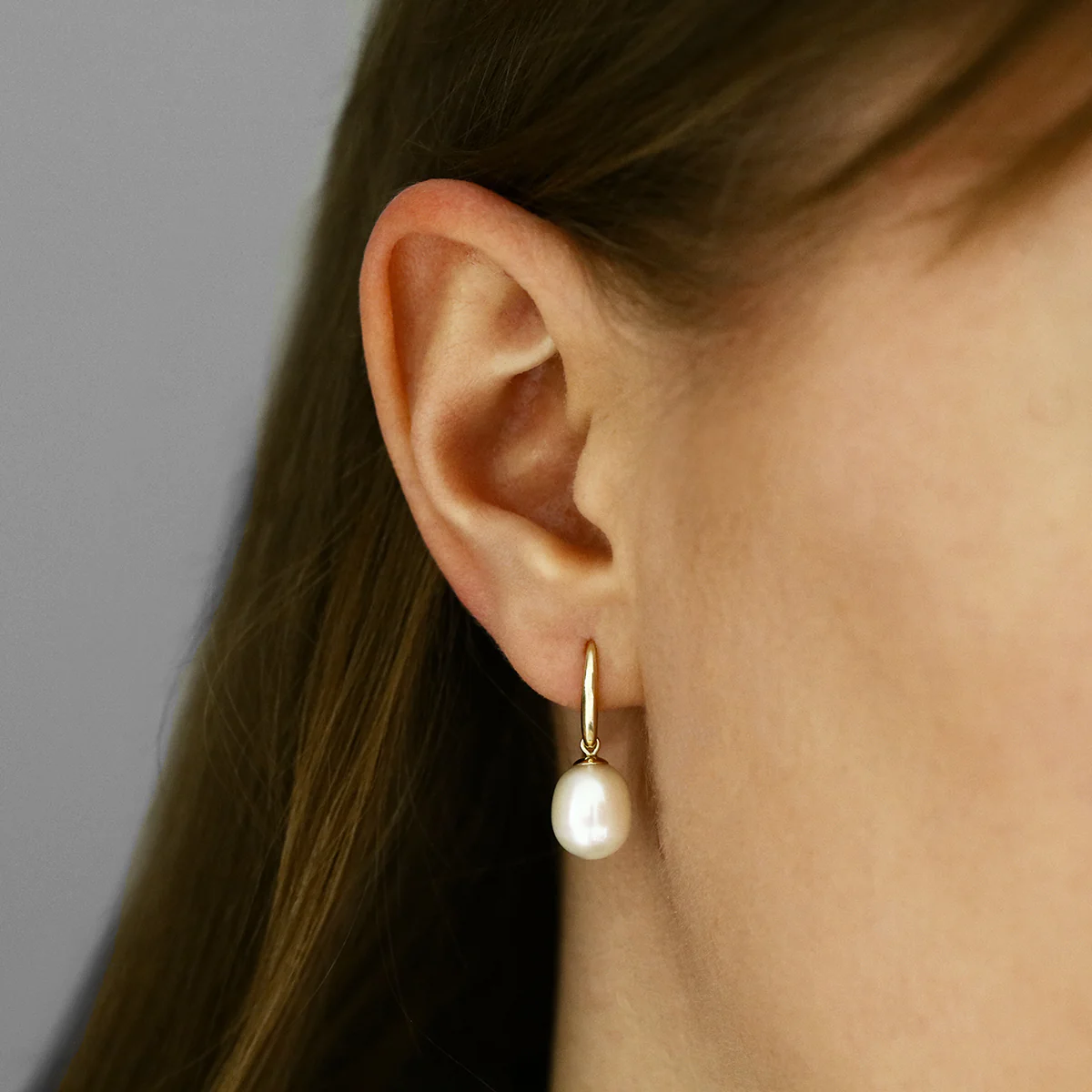 Pearlessence Collection White Teardrop Cultured River Pearl Drop Earrings With Shepherds Crook | 9K Yellow Gold - Image 4