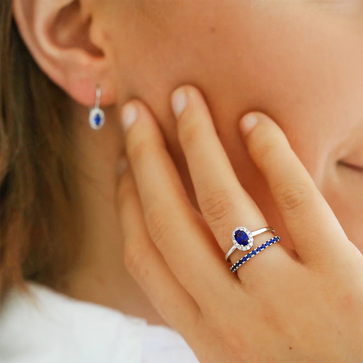 Bijou Collection 0.59ct Oval Sapphire & Diamond Halo Ring | 9K White Gold - Image 6