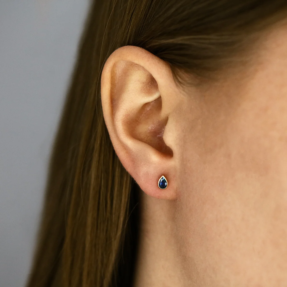 Birthstone Collection 0.56ct Pear Cut Blue Sapphire Stud Earrings | 9K Yellow Gold - Image 6