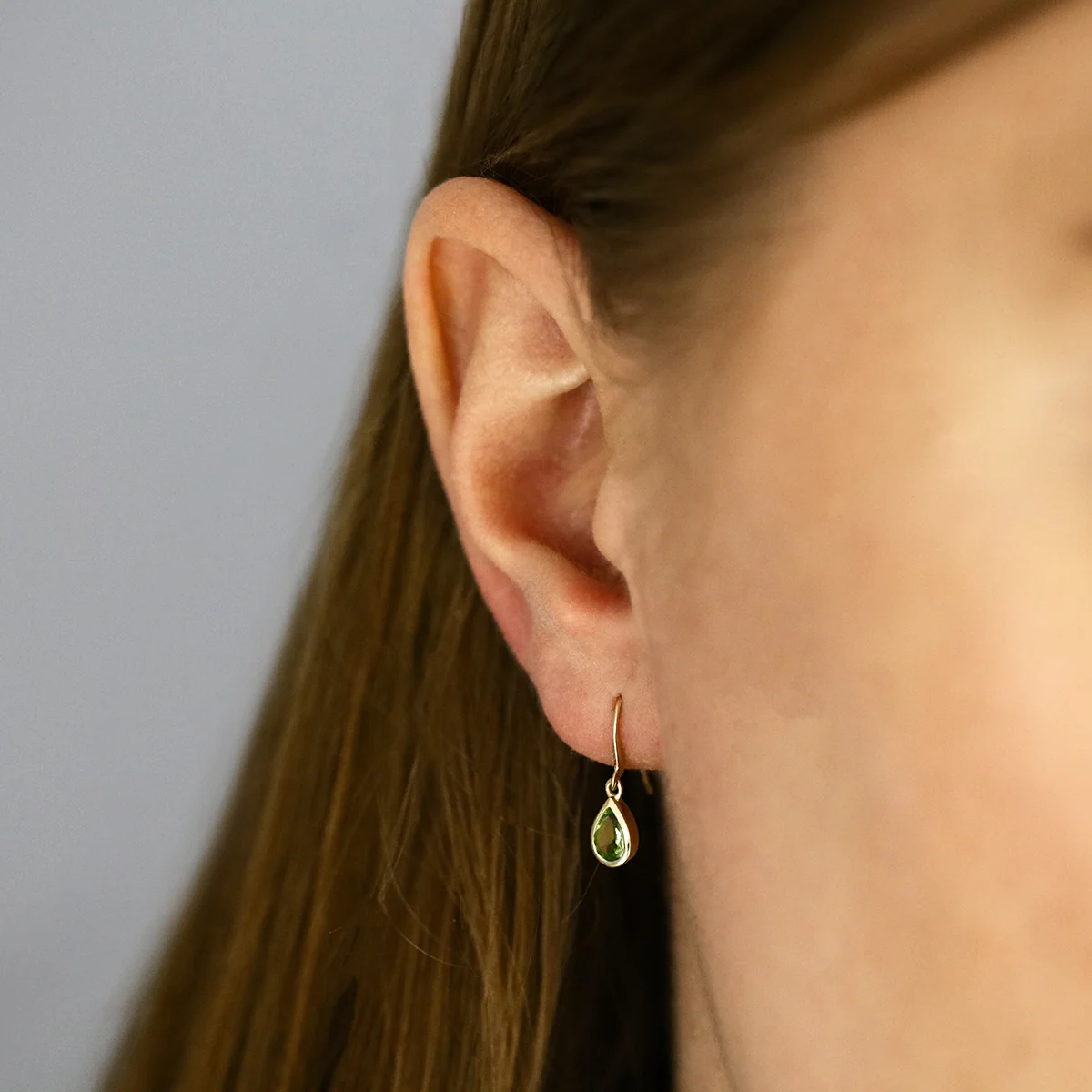 Birthstone Collection 0.80ct Pear Cut Peridot Drop Earrings | 9K Yellow Gold - Image 5