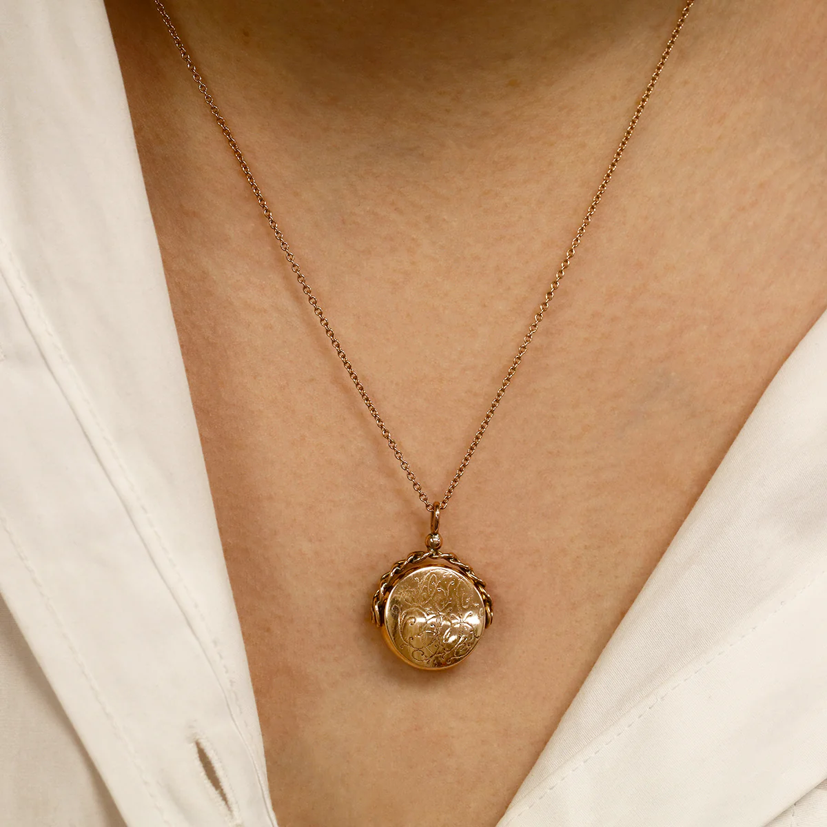 Chester Bloodstone Fob Pendant | Pre-Loved | 9K Yellow gold - Image 8