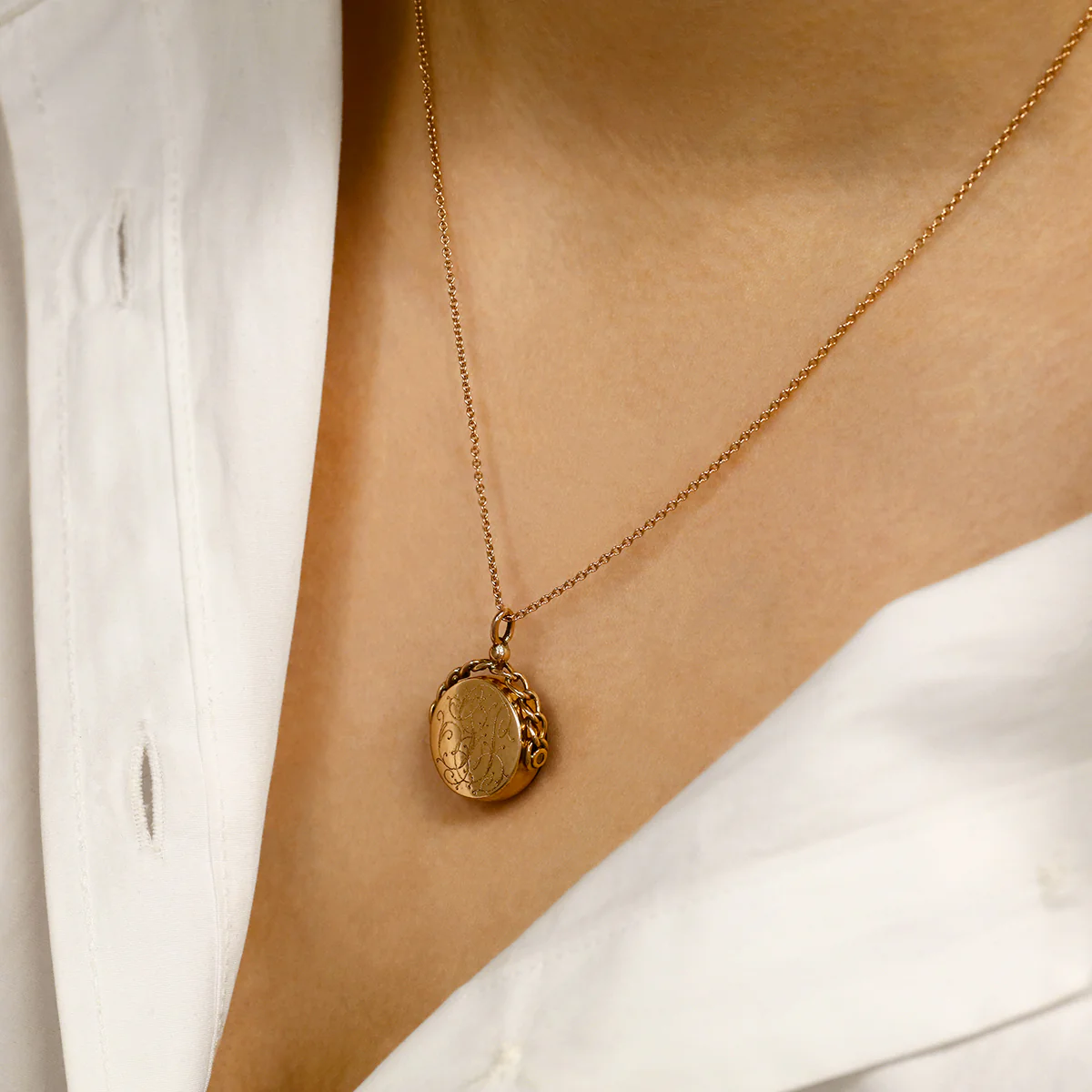 Chester Bloodstone Fob Pendant | Pre-Loved | 9K Yellow gold - Image 9