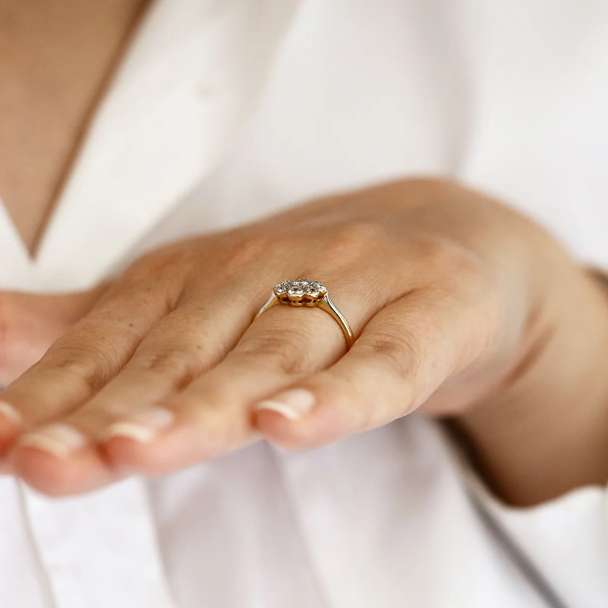 Diamond Cluster Ring | Pre-Loved | 18K Yellow Gold - Image 8