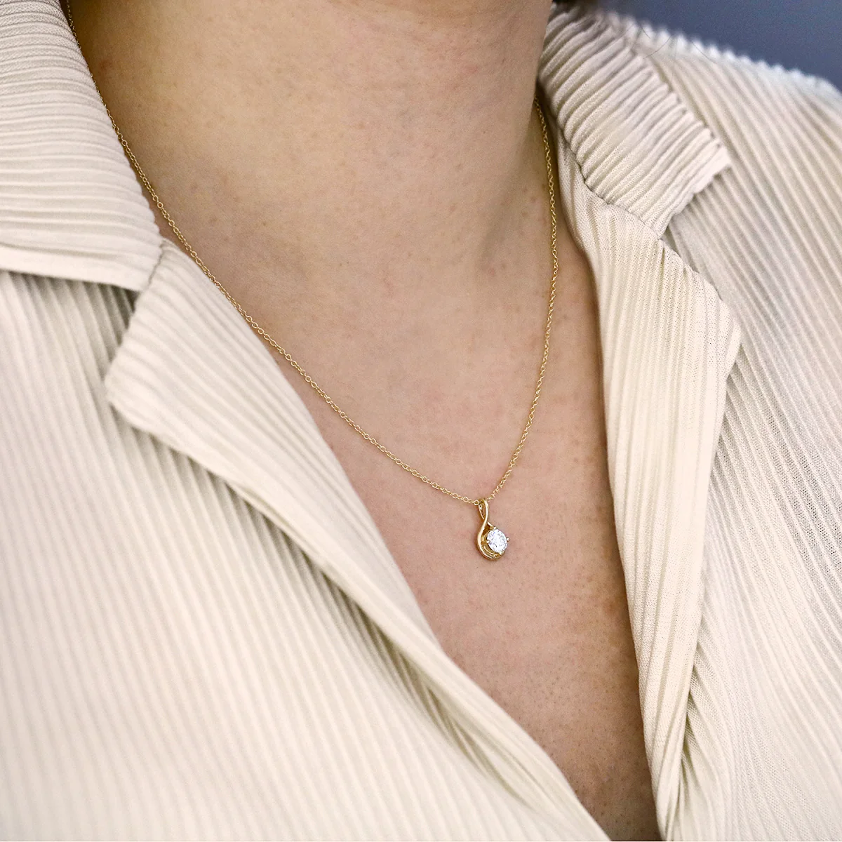 Everyday Diamonds 0.50ct Brilliant Cut Lab Grown Diamond Teardrop Pendant | 9K Yellow Gold - Image 4