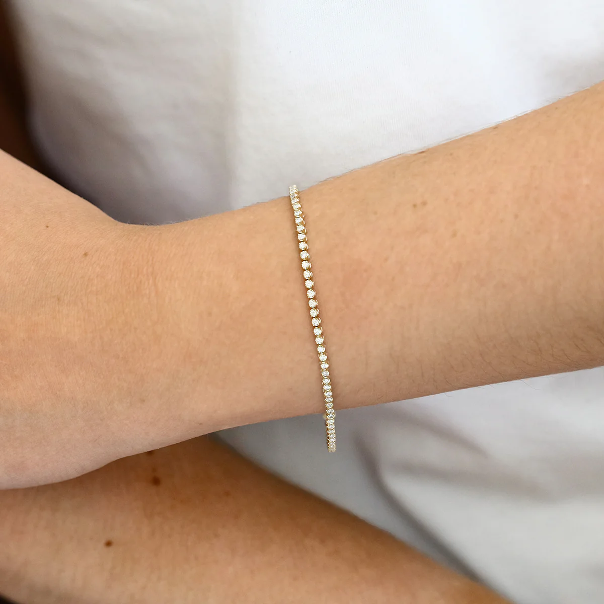 Everyday Diamonds 1.05ct Brilliant Cut Natural Diamond Tennis Bracelet | 9K Yellow Gold - Image 5