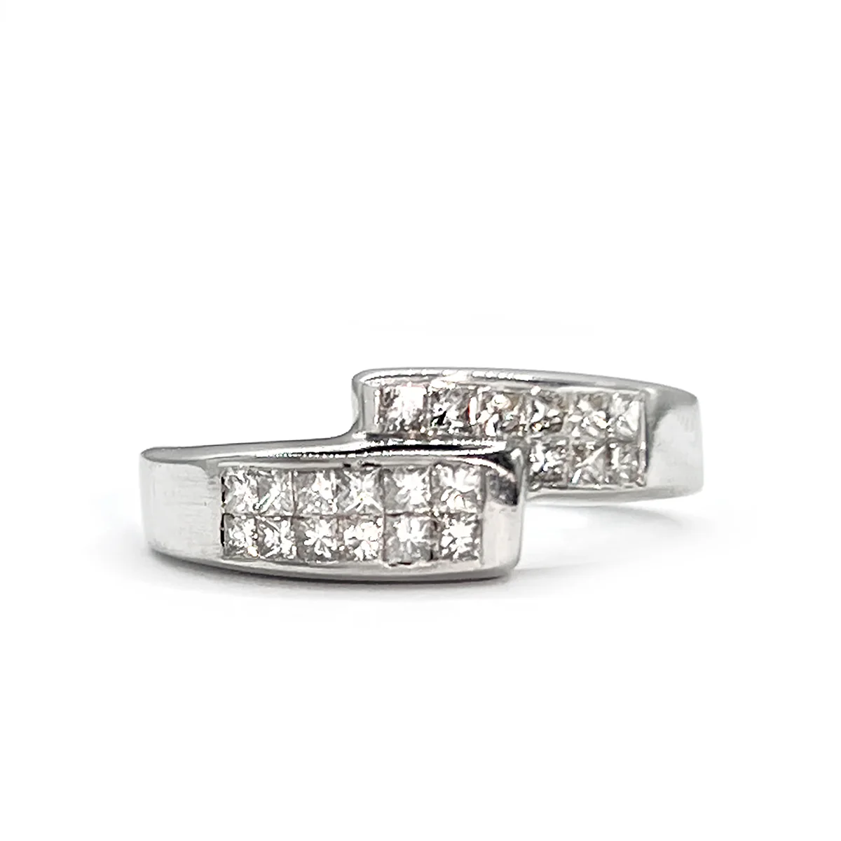 Fancy Zigzag Ring | Pre-Loved | 18K White Gold - Image 4