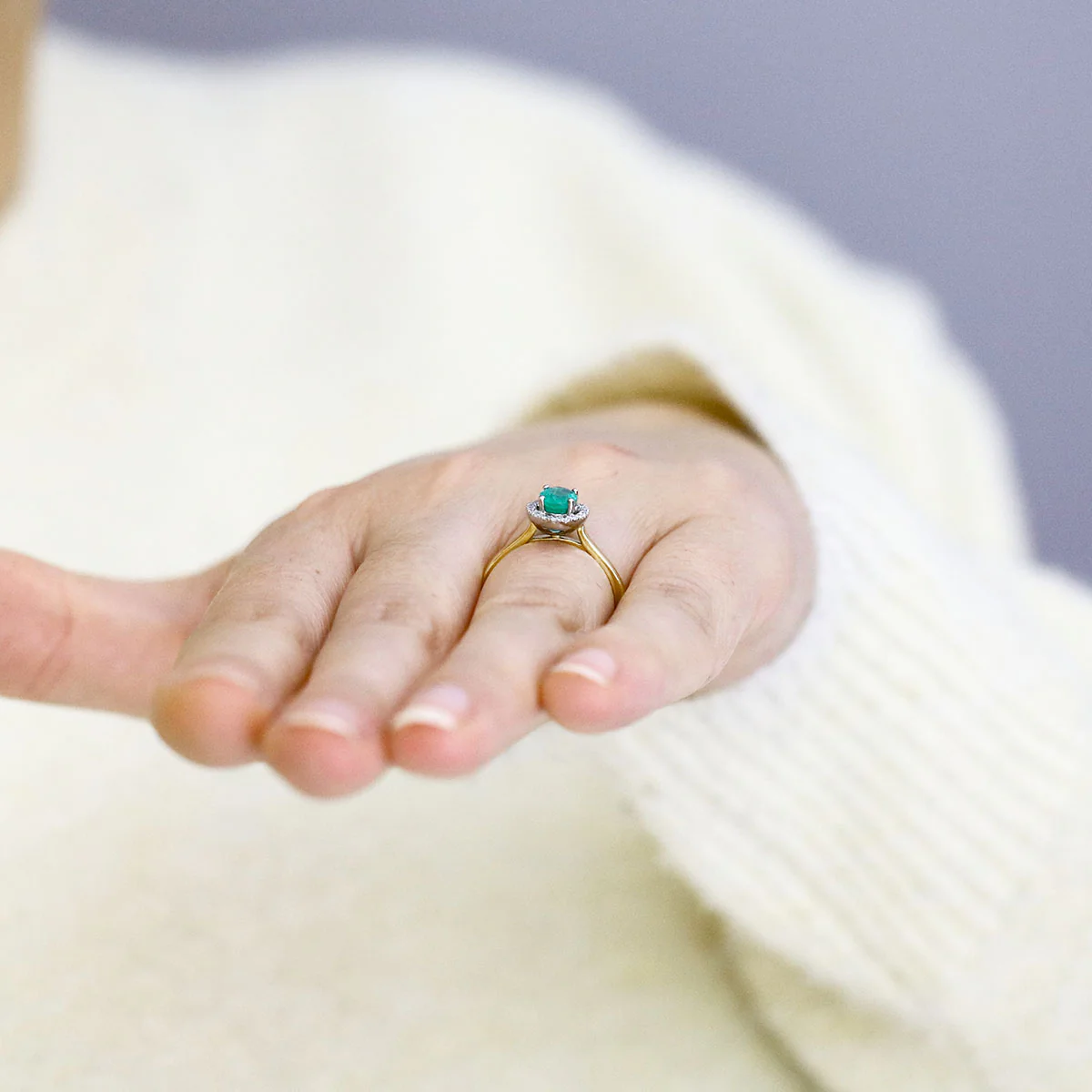 Heirloom Collection 0.81ct Oval Emerald and 0.14ct Diamond Halo Ring | Platinum & 18K Yellow Gold - Image 8