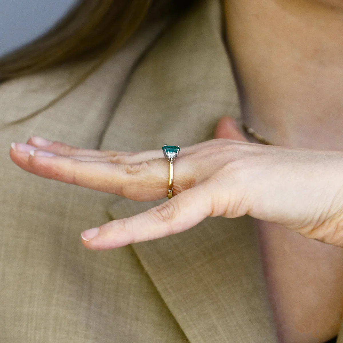 Heirloom Collection 1.27ct Emerald and 0.39ct Diamond Three Stone Ring | 18K Yellow & White - Image 7