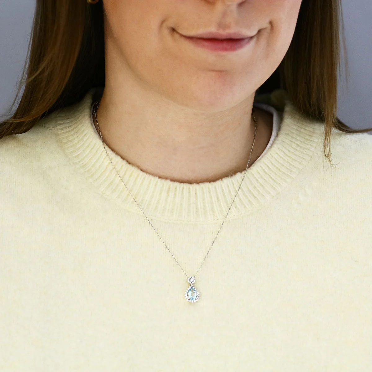 Heirloom Collection 1.41ct Pear Cut Aquamarine and 0.36ct Diamond Halo Necklace | 18K White Gold - Image 4