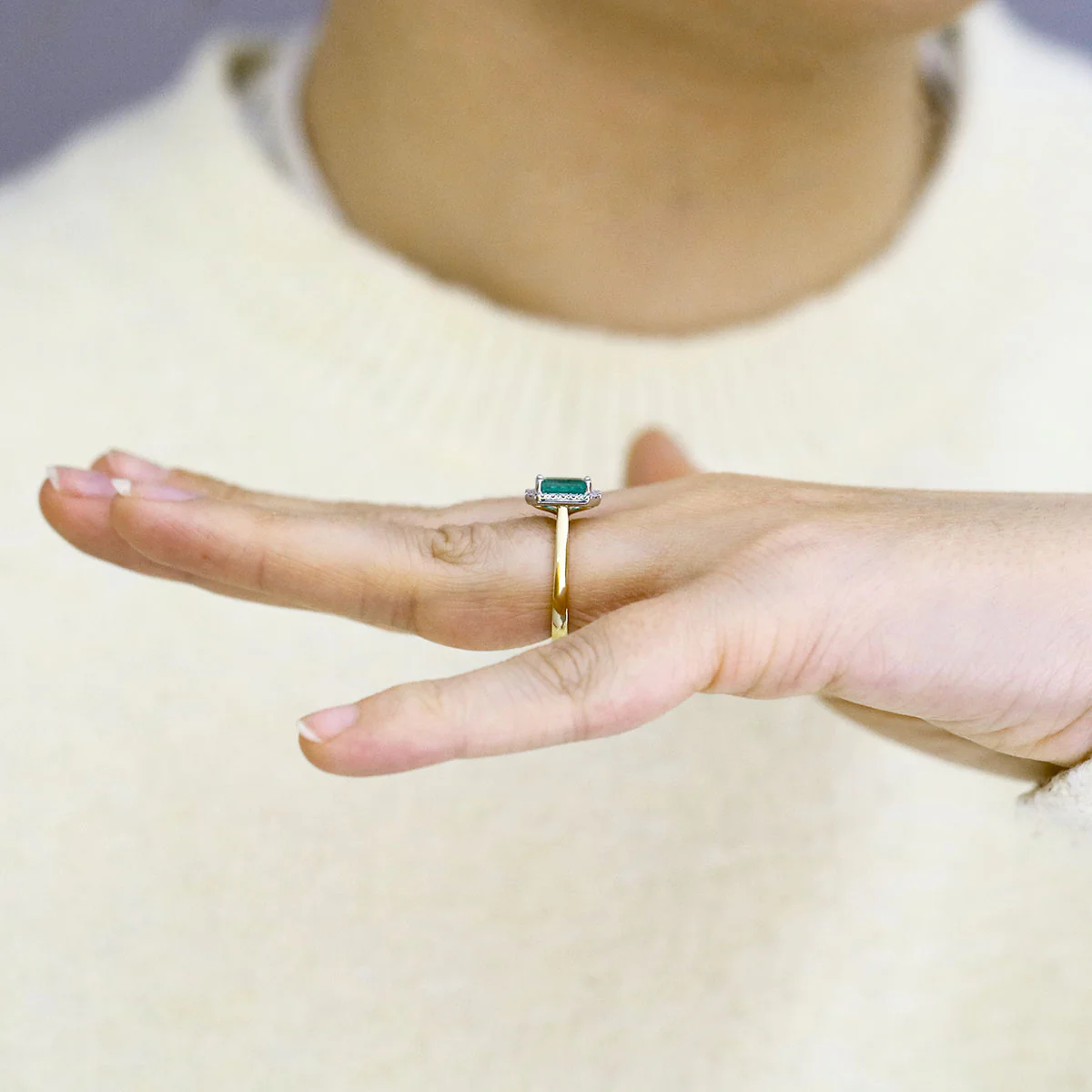 Heirloom Collection 1.45ct Brazilian Emerald-Cut Emerald and 0.20ct Diamond Halo Ring | 18K Yellow Gold - Image 7
