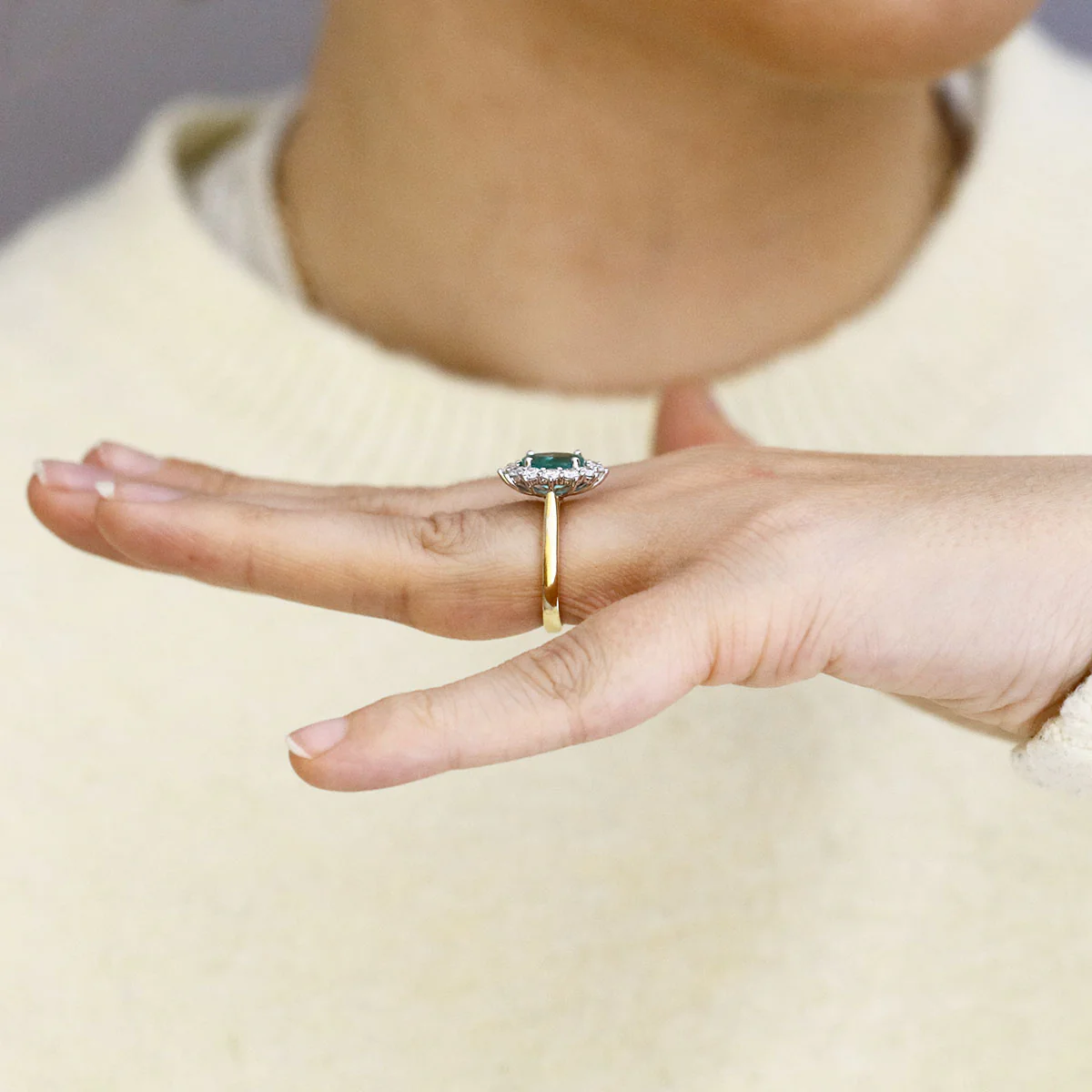 Heirloom Collection 1.96ct Oval Brazilian Emerald and 0.87ct Diamond Cluster Ring | 18K Yellow Gold - Image 7