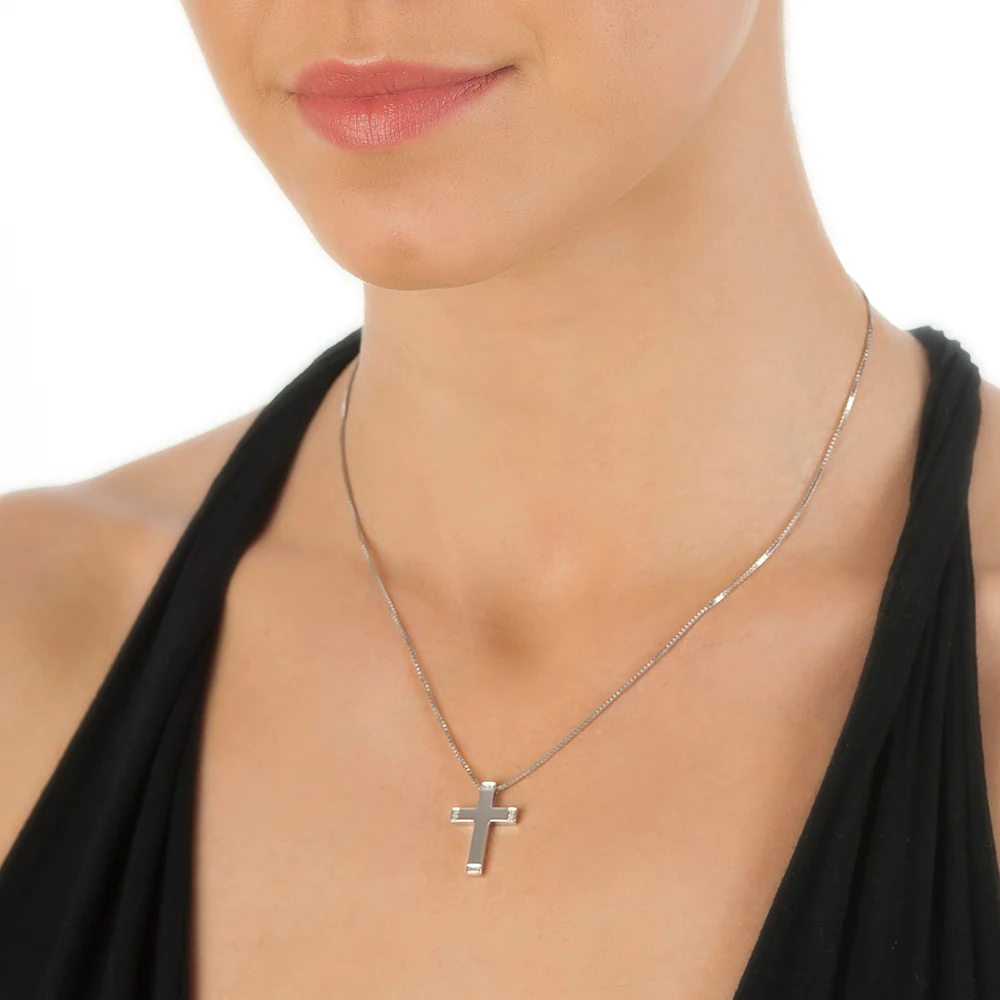 Hot Diamonds Sparkle Cross Pendant | Sterling Silver - Image 2