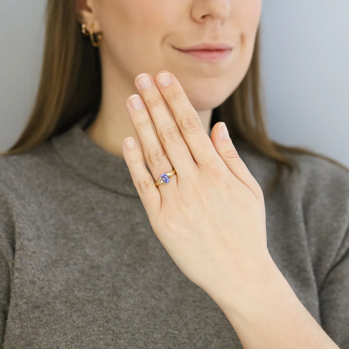 Oval Tanzanite Solitaire Dress Ring | Pre-Loved | 18K Yellow Gold - Image 6