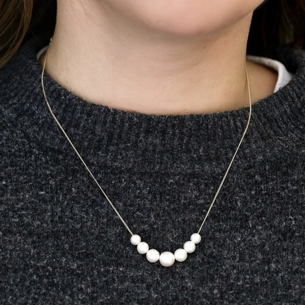 Pearlessence Collection 18" Sliding White Cultured River Pearl Graduated Necklace | 9K Yellow Gold - Image 3
