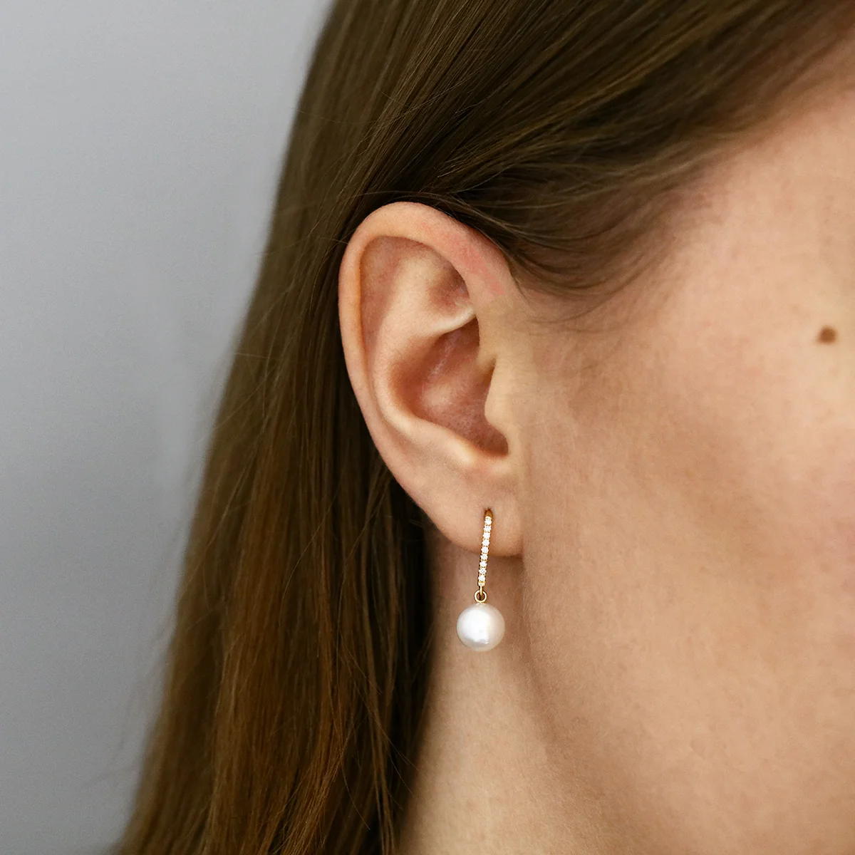Pearlessence Collection White Cultured River Pearl Drop Earrings With  Diamond Shepherds Crook Fittings | 18K Yellow Gold - Image 2