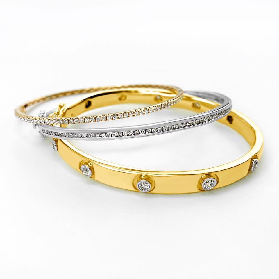Radiance Collection 1.00ct Diamond & Yellow Gold Bangle - Image 6