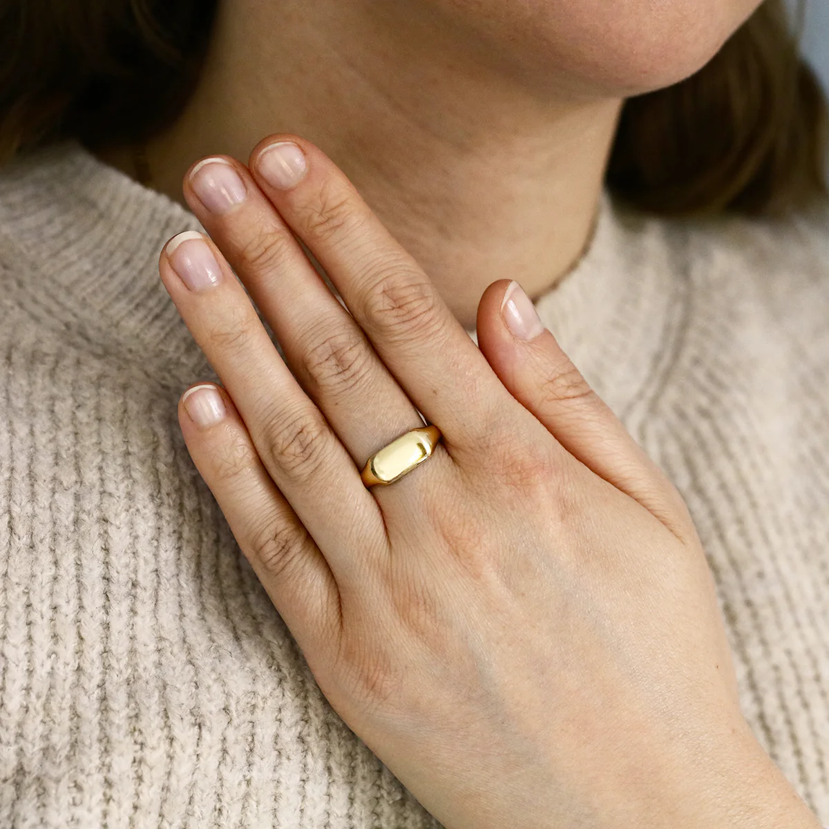 Rectangular Signet Ring | Pre-Loved | 18K Yellow Gold - Image 6