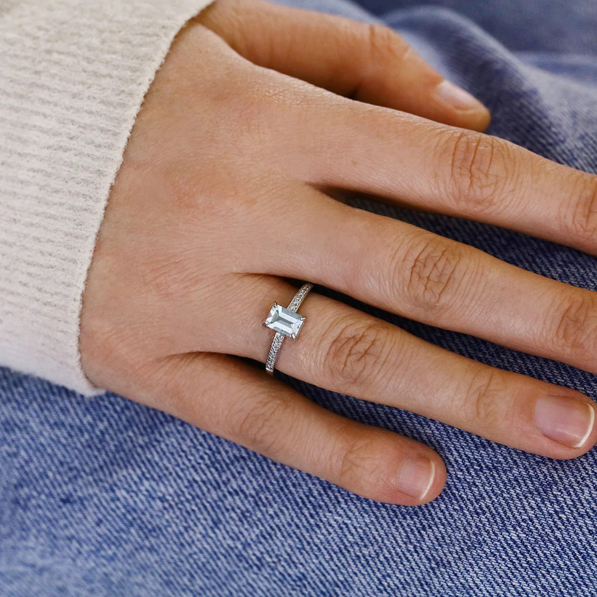 Rosa Mer Collection 0.84ct Aquamarine & Diamond Ring | 9K White Gold - Image 7