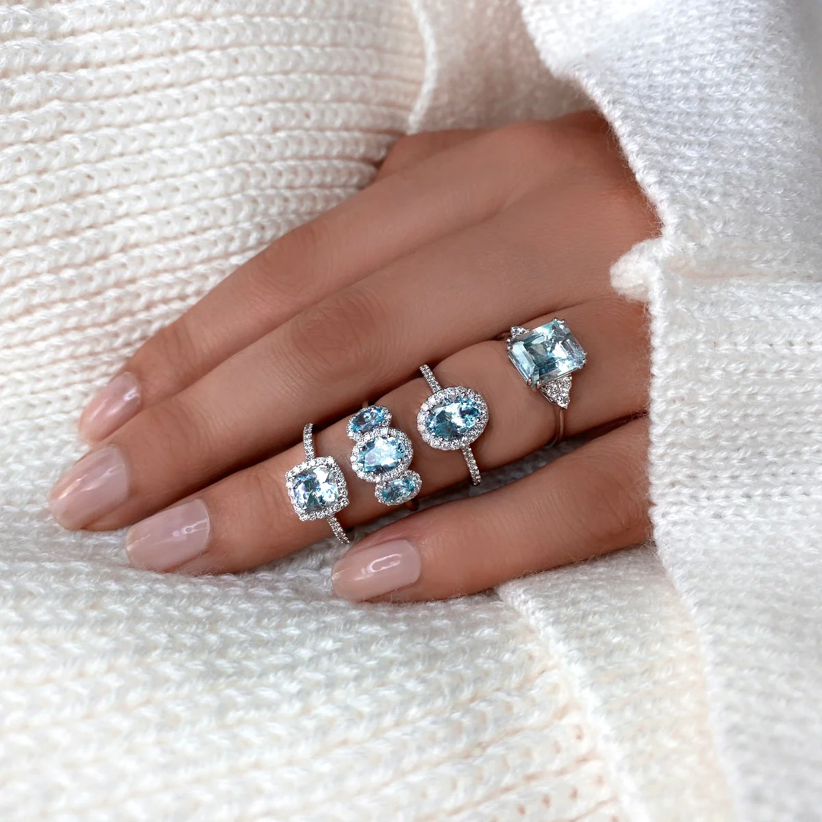 Rosa Mer Collection 0.92ct Cushion Cut Aquamarine & Diamond Halo Ring - Image 6