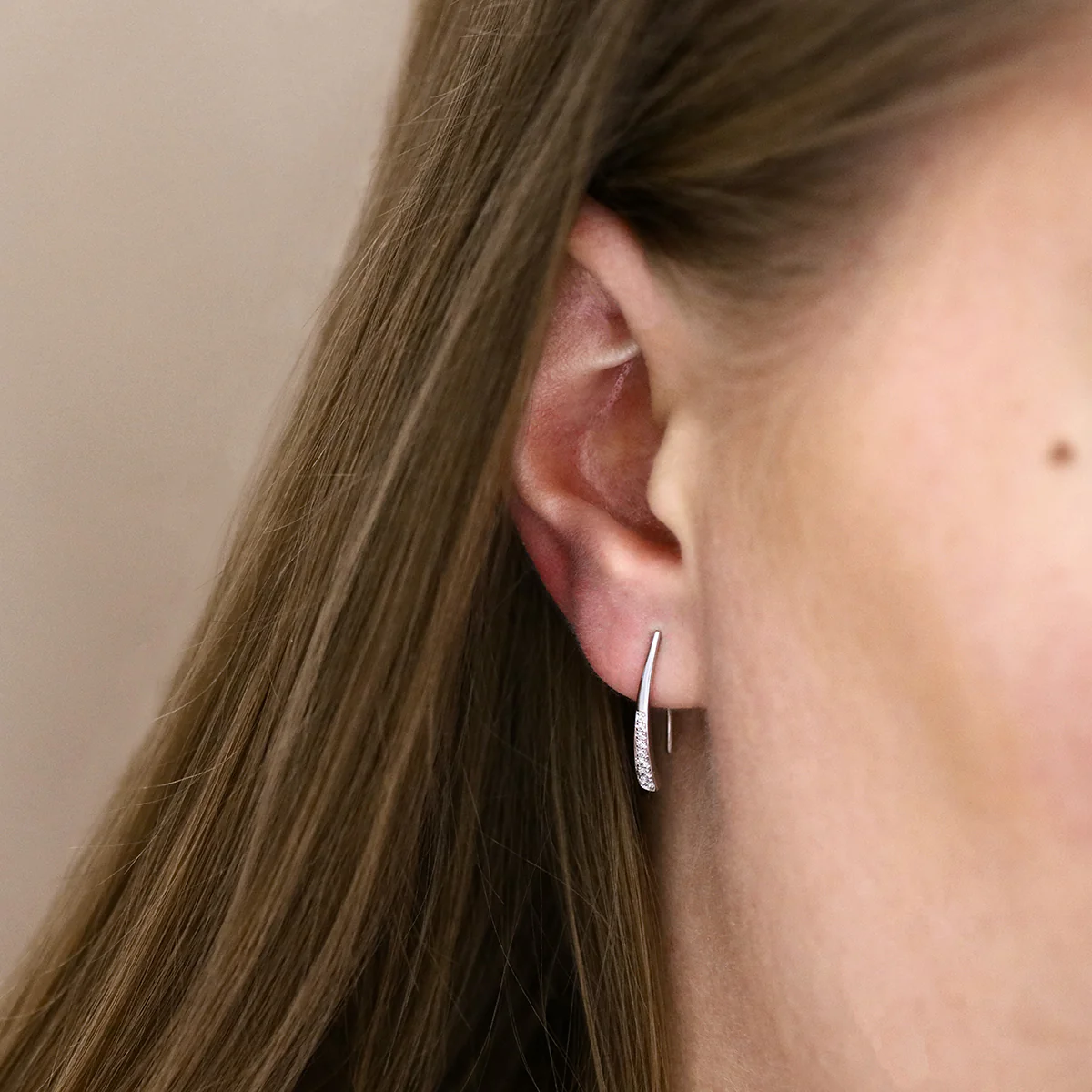 Everyday Diamonds 0.15ct Diamond Curved drop Earrings | 9K White Gold - Image 6