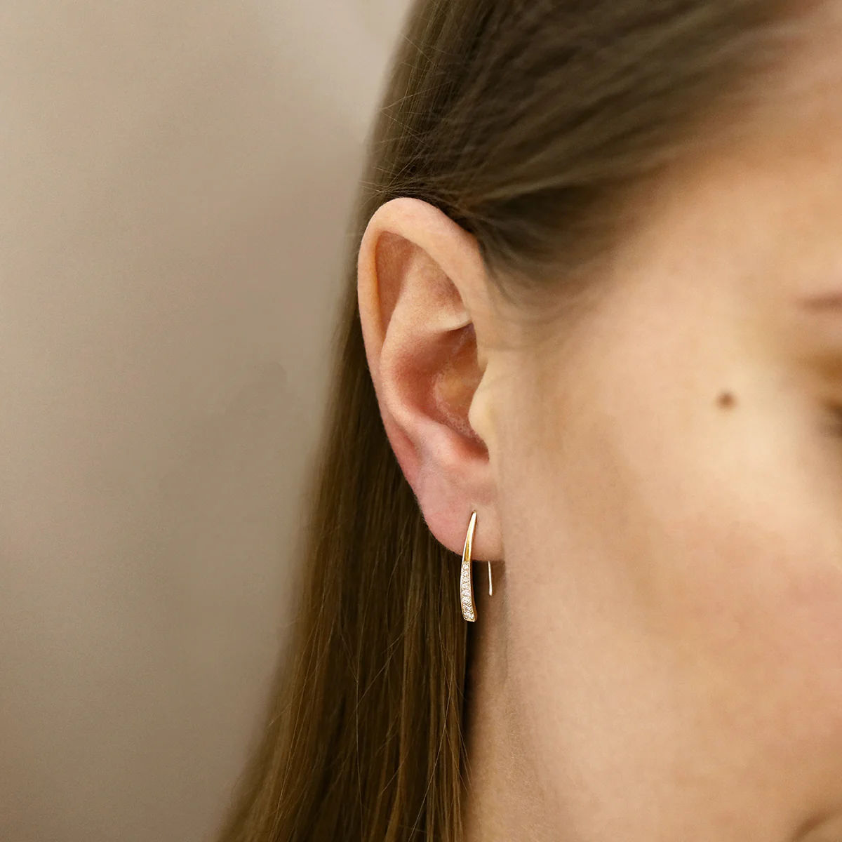Everyday Diamonds 0.15ct Diamond Curved Drop Earrings | 9K Yellow Gold - Image 6