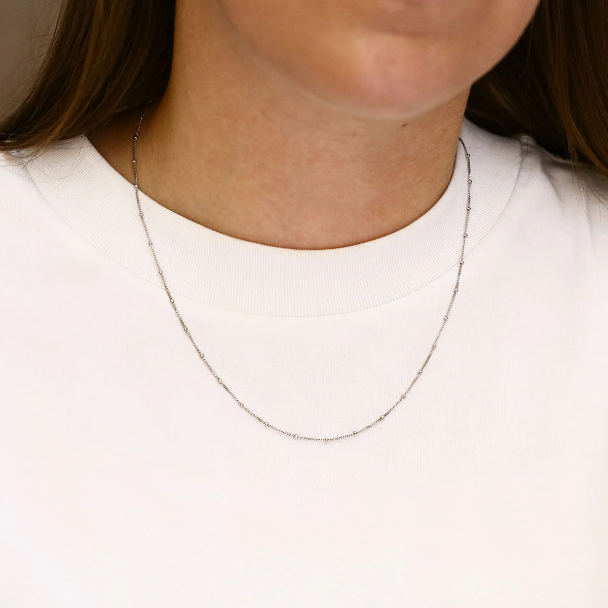 Soleil Collection 0.93mm Bead and Curb Necklace | 9K White Gold - Image 2