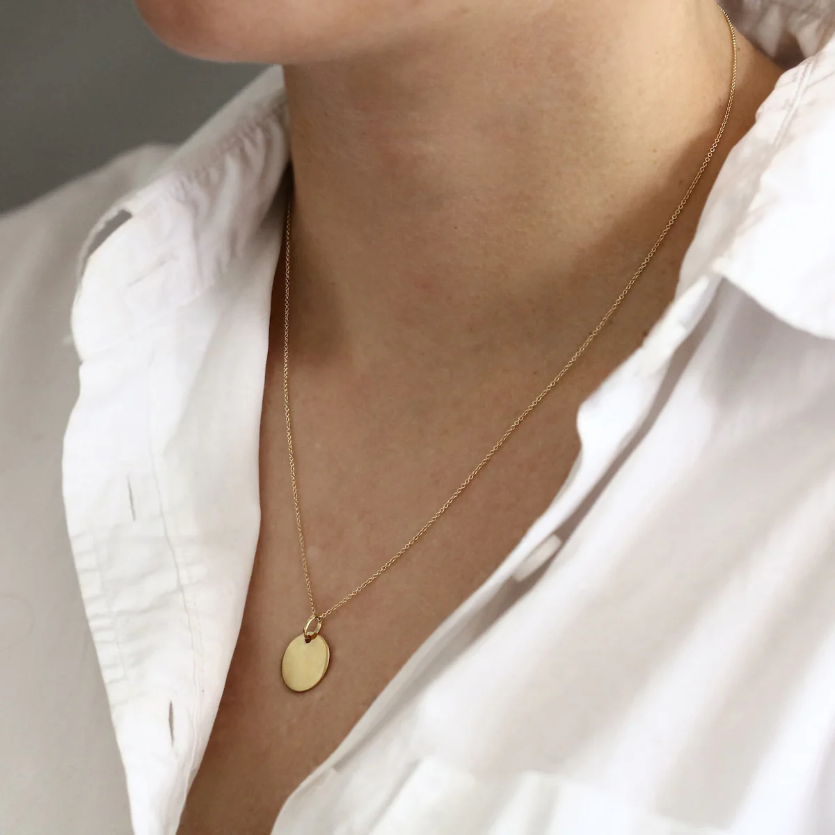 Soleil Collection 14mm Circular Disc Pendant | 9K Yellow Gold - Image 4