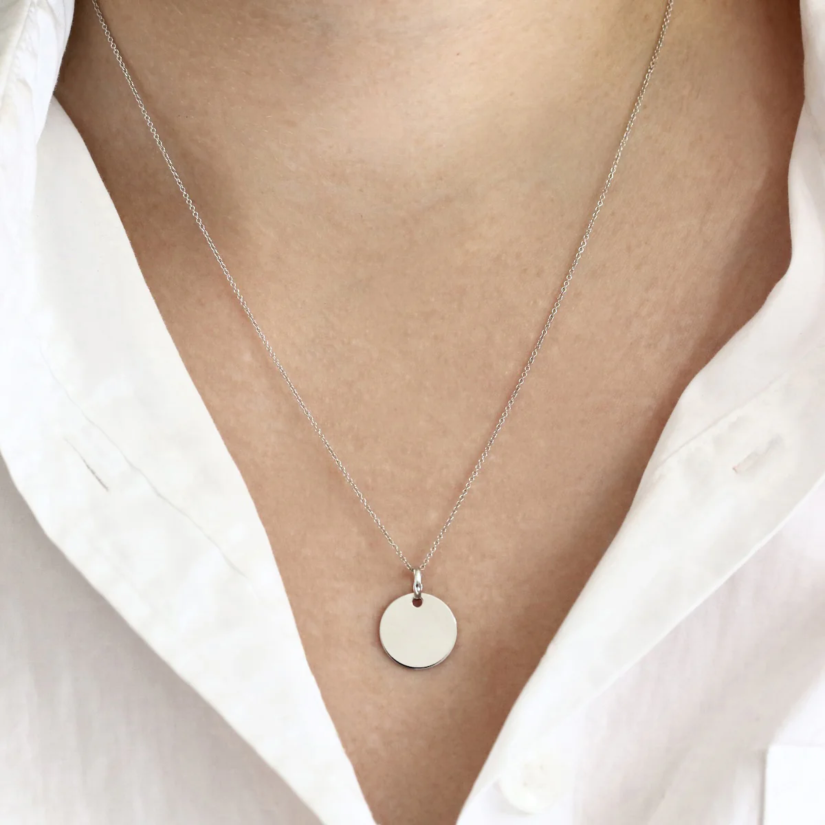 Soleil Collection 14mm Circular Disc Pendant | 9K White Gold - Image 4