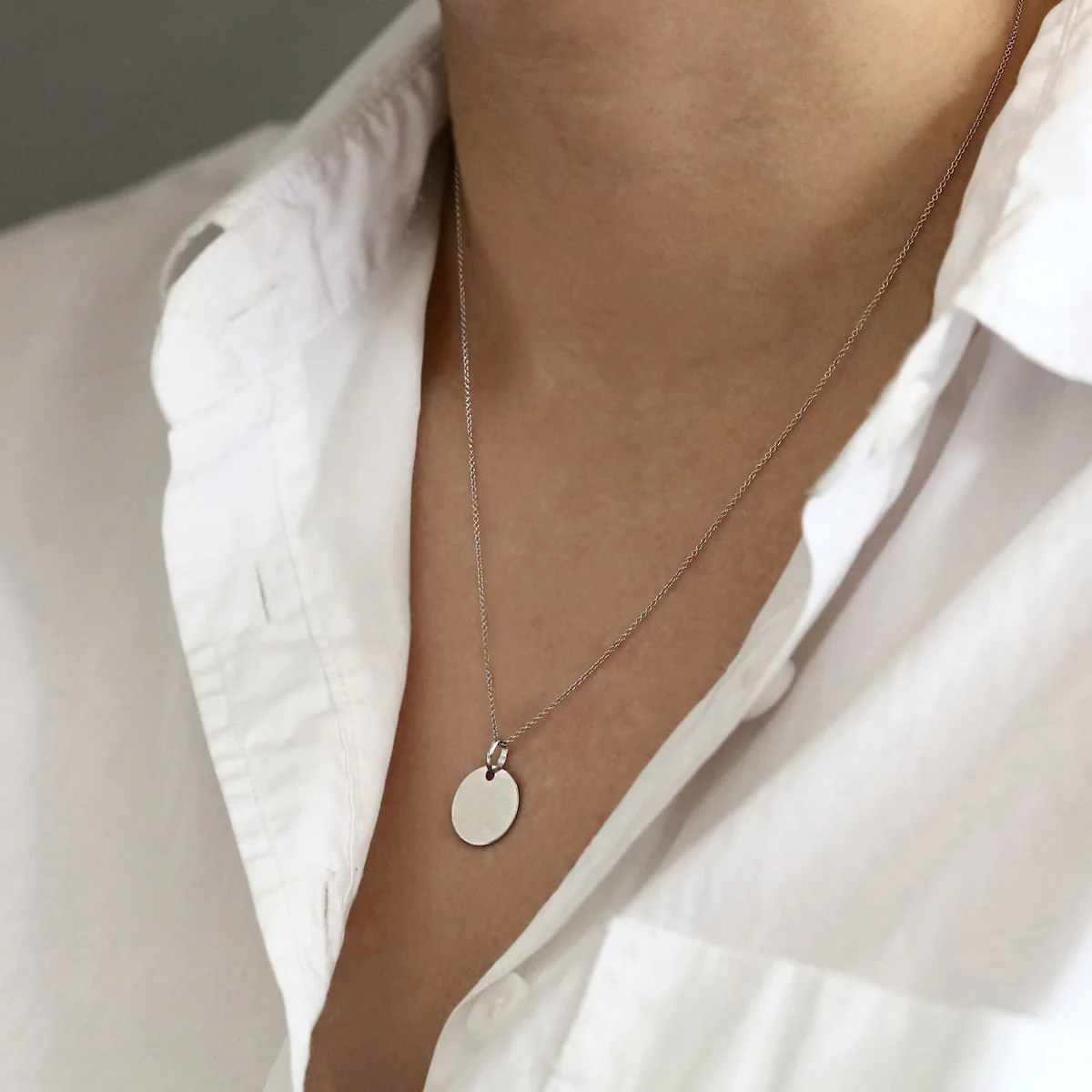 Soleil Collection 14mm Circular Disc Pendant | 9K White Gold - Image 5