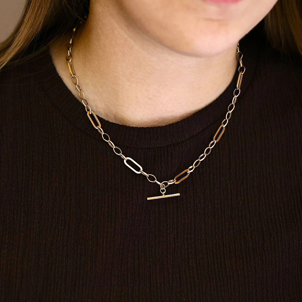 Soleil Collection 18" Belcher & Paperclip T-Bar Necklace | 9K Yellow Gold - Image 3