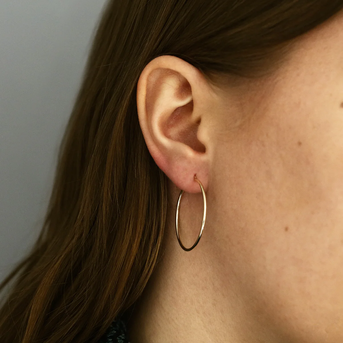 Soleil Collection 30mm Plain Hoop Earrings | 9K Solid Yellow Gold - Image 6