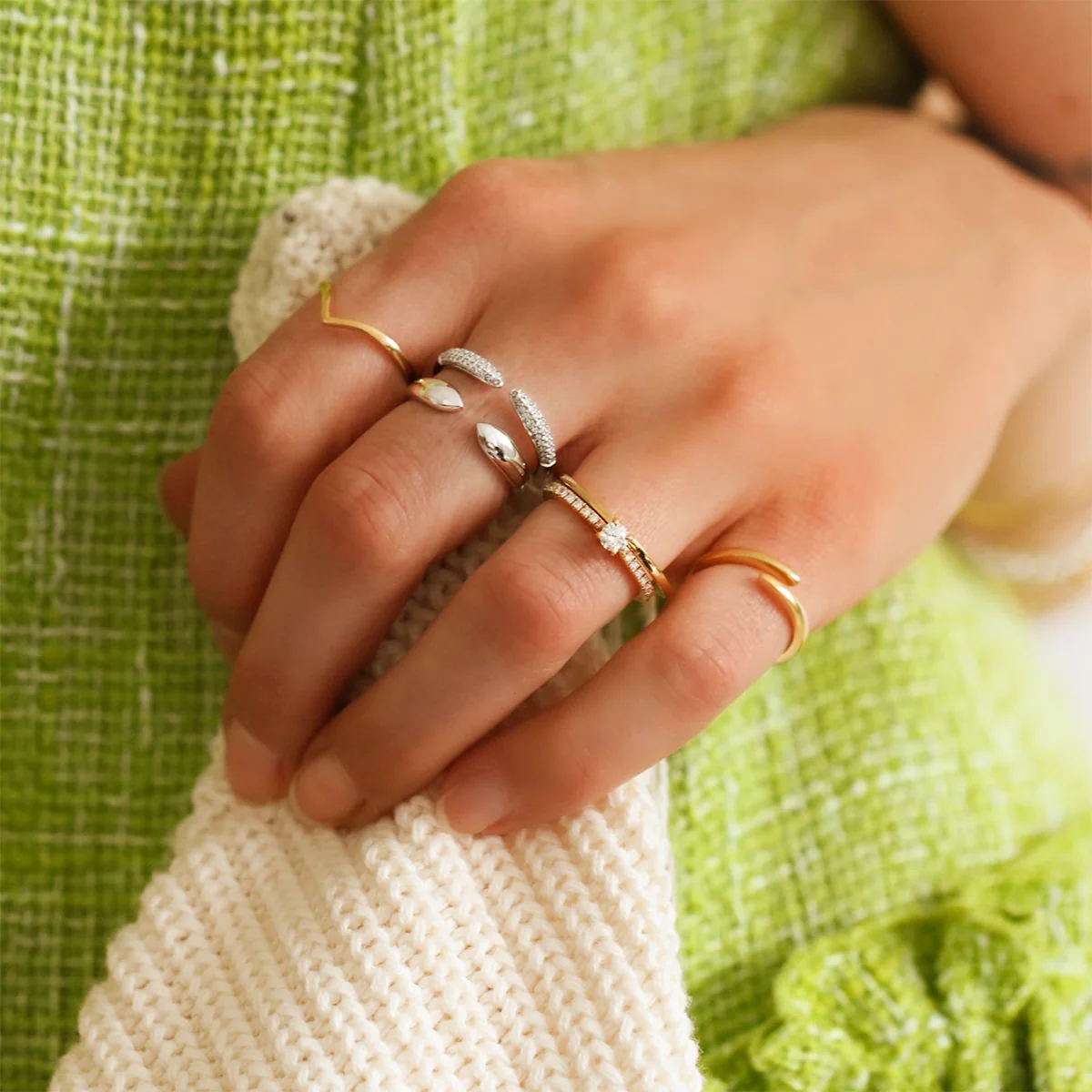 Soleil Collection Gold Claw Stacking Ring | 9K Solid White Gold - Image 9