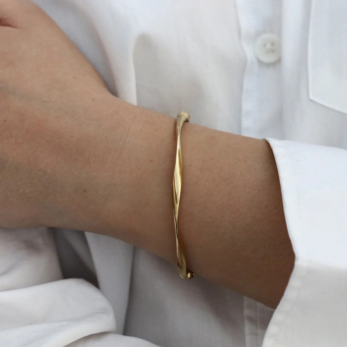 Soleil Collection Twisted Bangle | 9K Solid Yellow Gold - Image 3