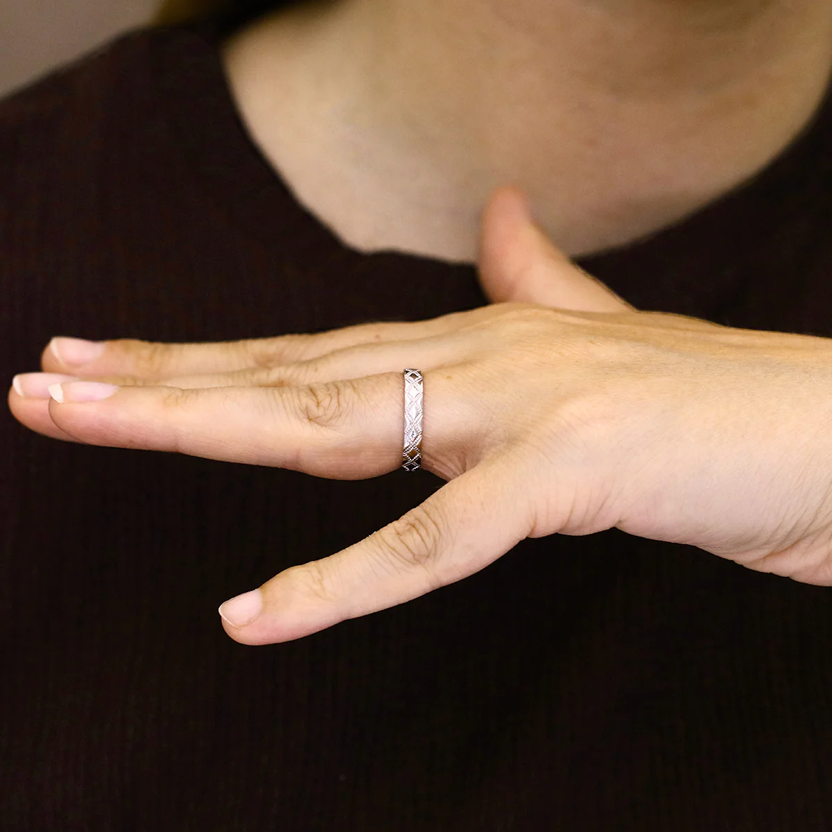 Soleil Collection Twisted Rope Design Ring | 9K White Gold - Image 7