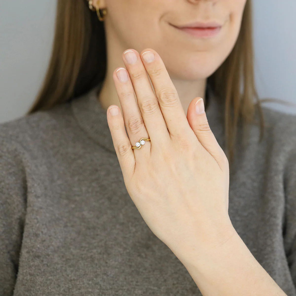 Two Stone Diamond Twist Ring | Pre-Loved | 18K Yellow Gold - Image 6